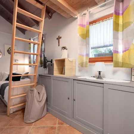 1 Bedroom Awesome In Peroj