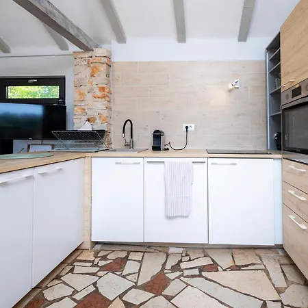 1 Bedroom Awesome In Holiday home
