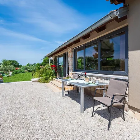 1 Bedroom Awesome In *